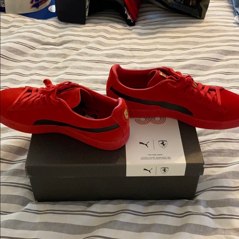 Sneakers